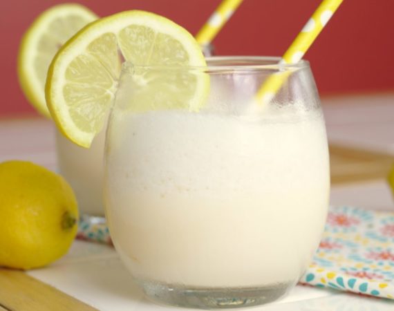 Коктейль Лимонный физ (Lemon Fizz)